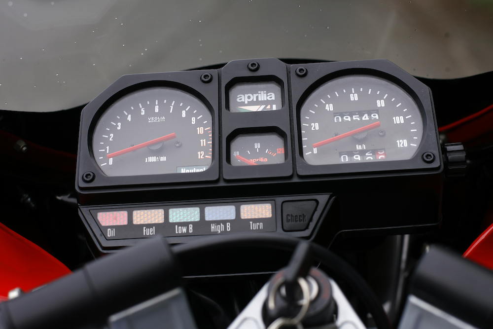 ES50_clocks