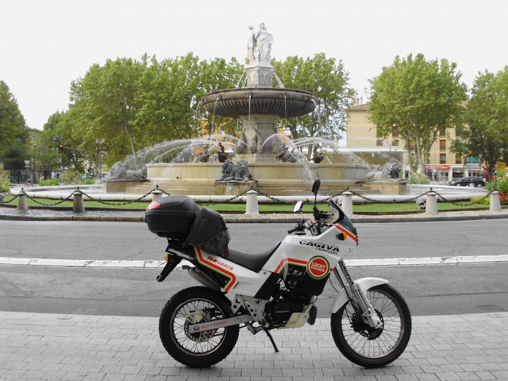 5 - Aix-en-Provence - La Rotonde